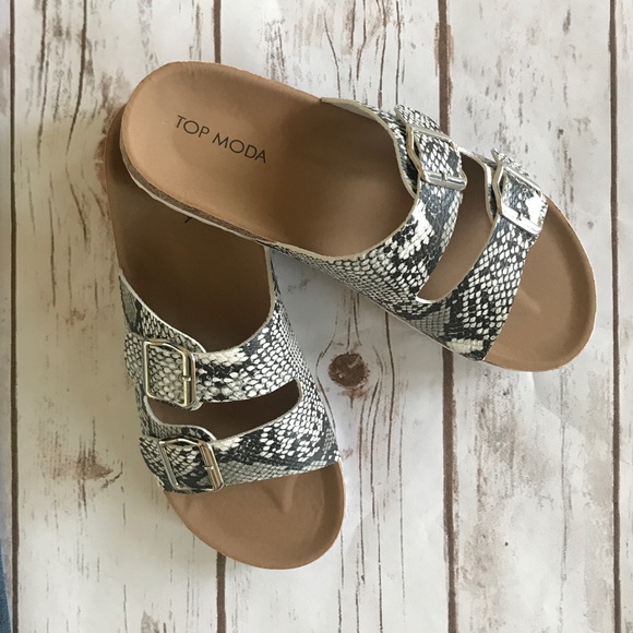 TOP Moda Shoes - White Snake Print Sandal